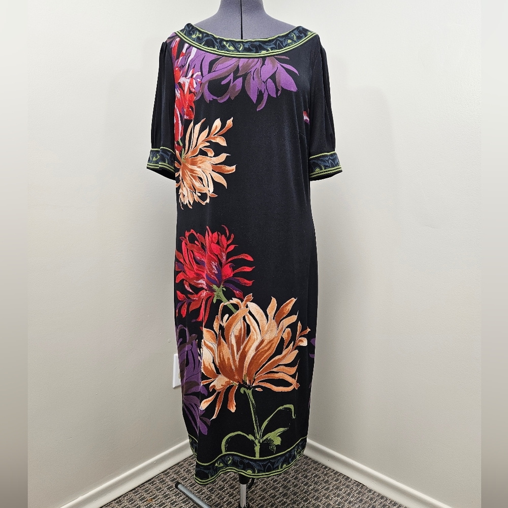 Gorgeous, Jones New York sheath dress.